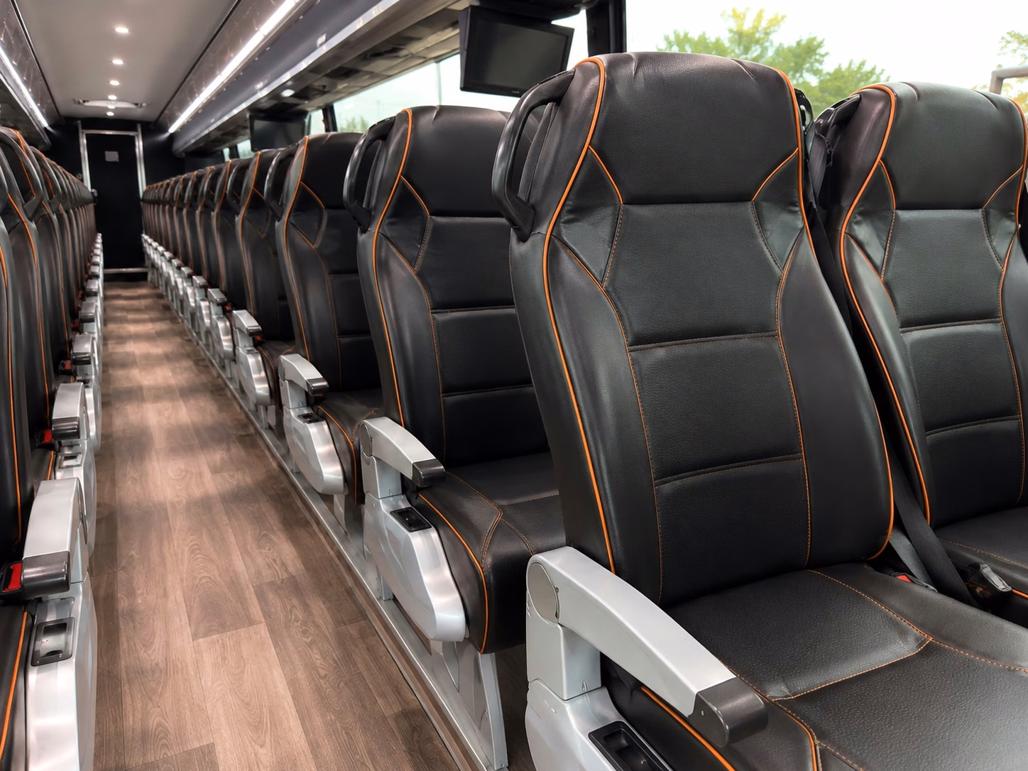 minibus rentals for ormond beach prom groups who want comfort without the party bus price tag