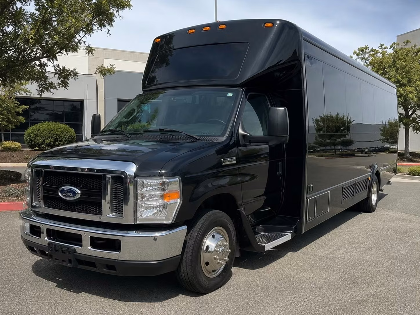 ormond beach prom party buses the ultimate pre prom experience for your group