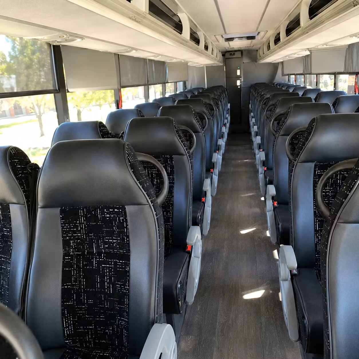 sports team fan charter bus rentals in ormond beach